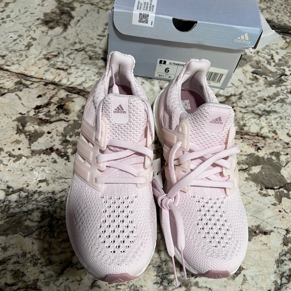 New Womens Adidas Ultraboost 5.0 DNA \'Almost Pink\